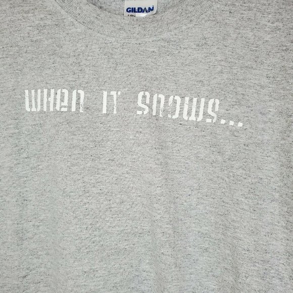 When It Snows It Blows Snow Blower Stout $2 Gildan Ultra Cotton Med T Shirt - Picture 3 of 10